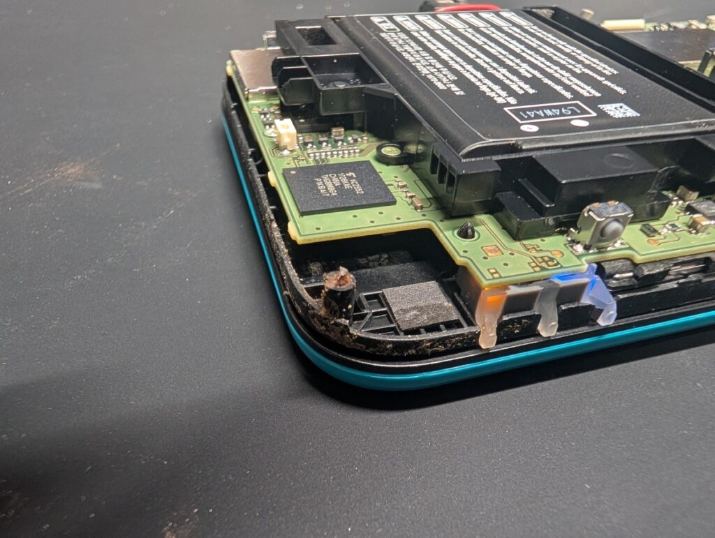 2DSLLのY字ネジサビ除去後の写真