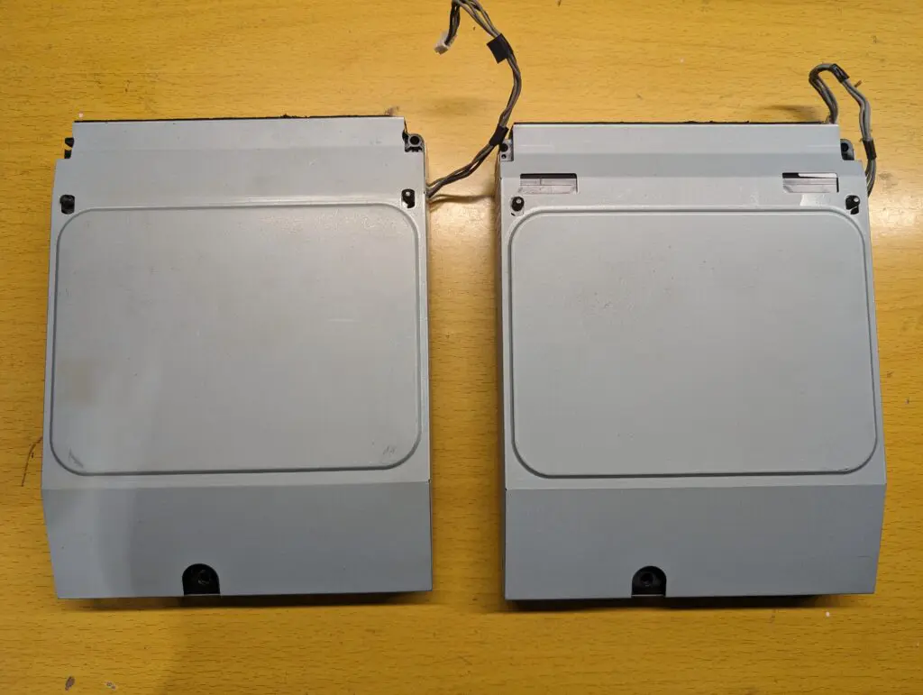 CECHA00のディスクドライブ