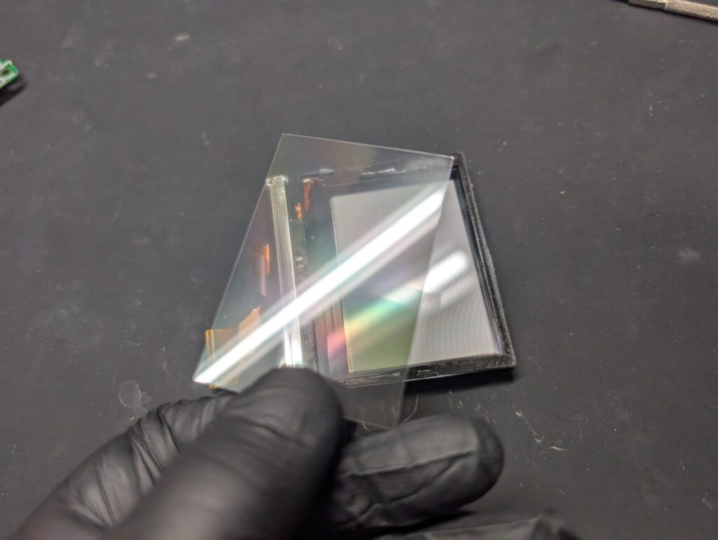 GBASPの液晶修理時の様子