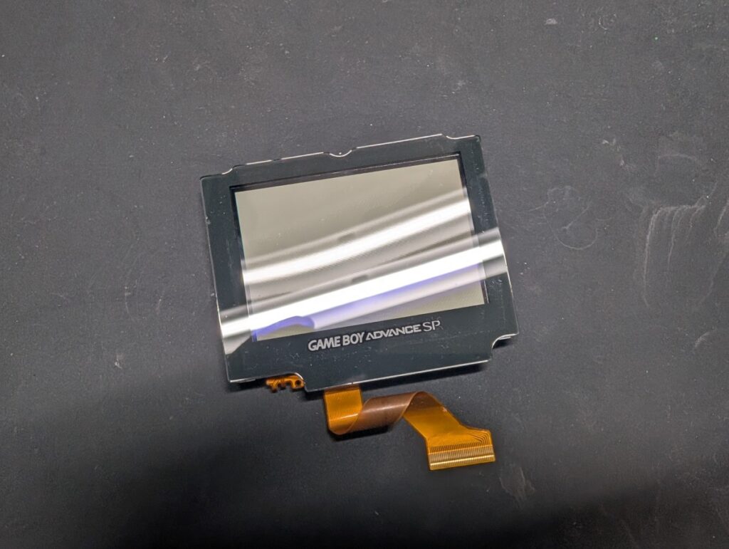 GBASPの液晶修理時の様子