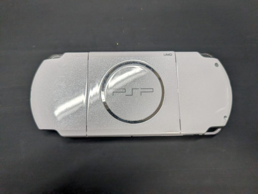 PSP3000の本体の写真