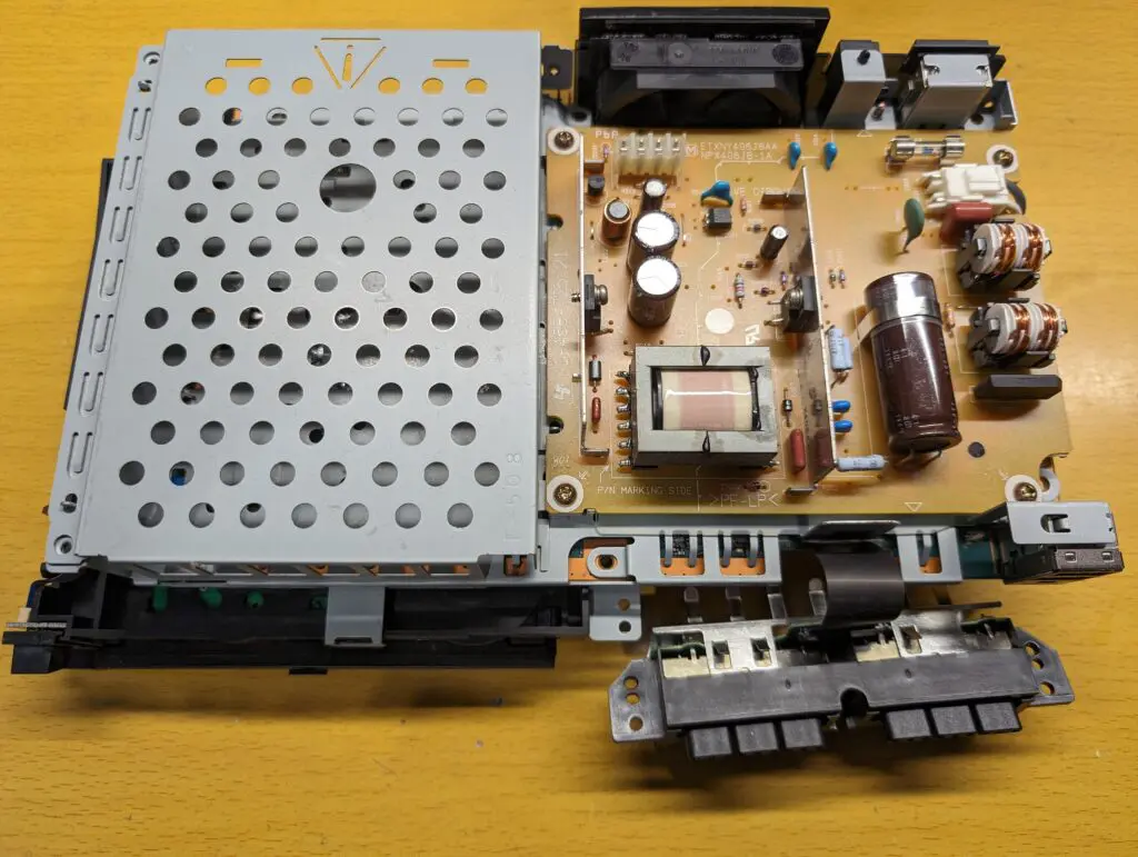 SCPH-30000の電源基板