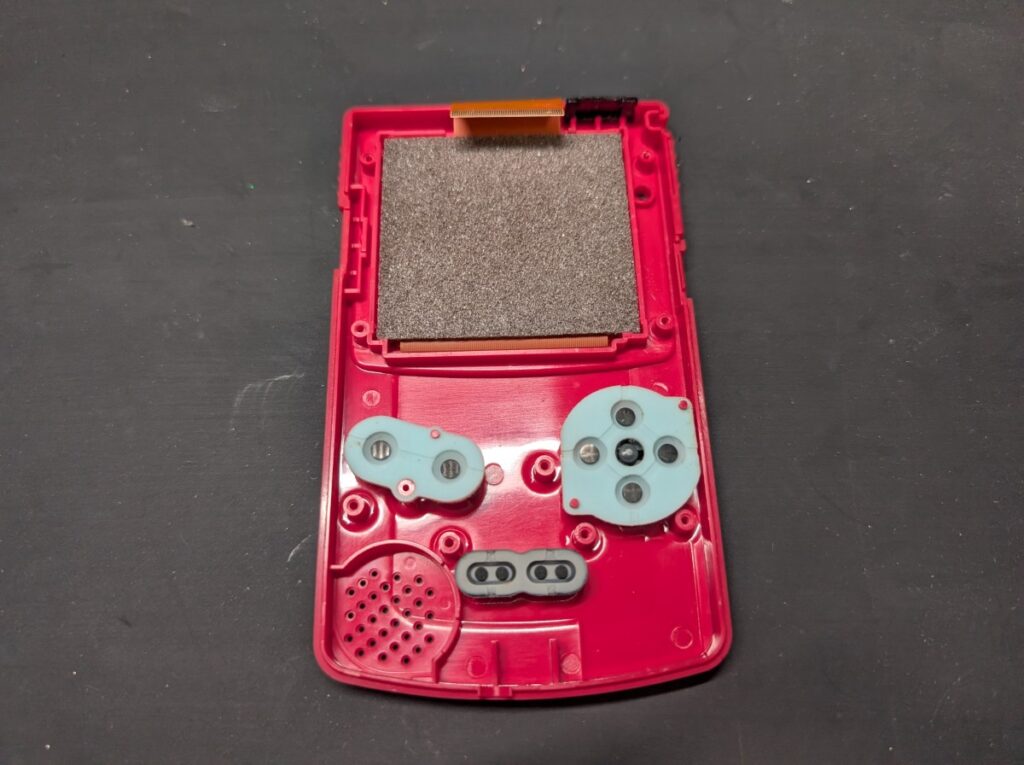 液晶画面が劣化したゲームボーイカラーの修理時の写真