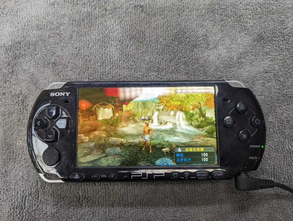 メモリースティックを認識しない故障を修理後のPSP