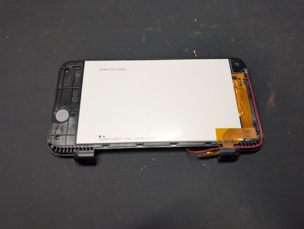 2DSLLの上画面交換時の写真