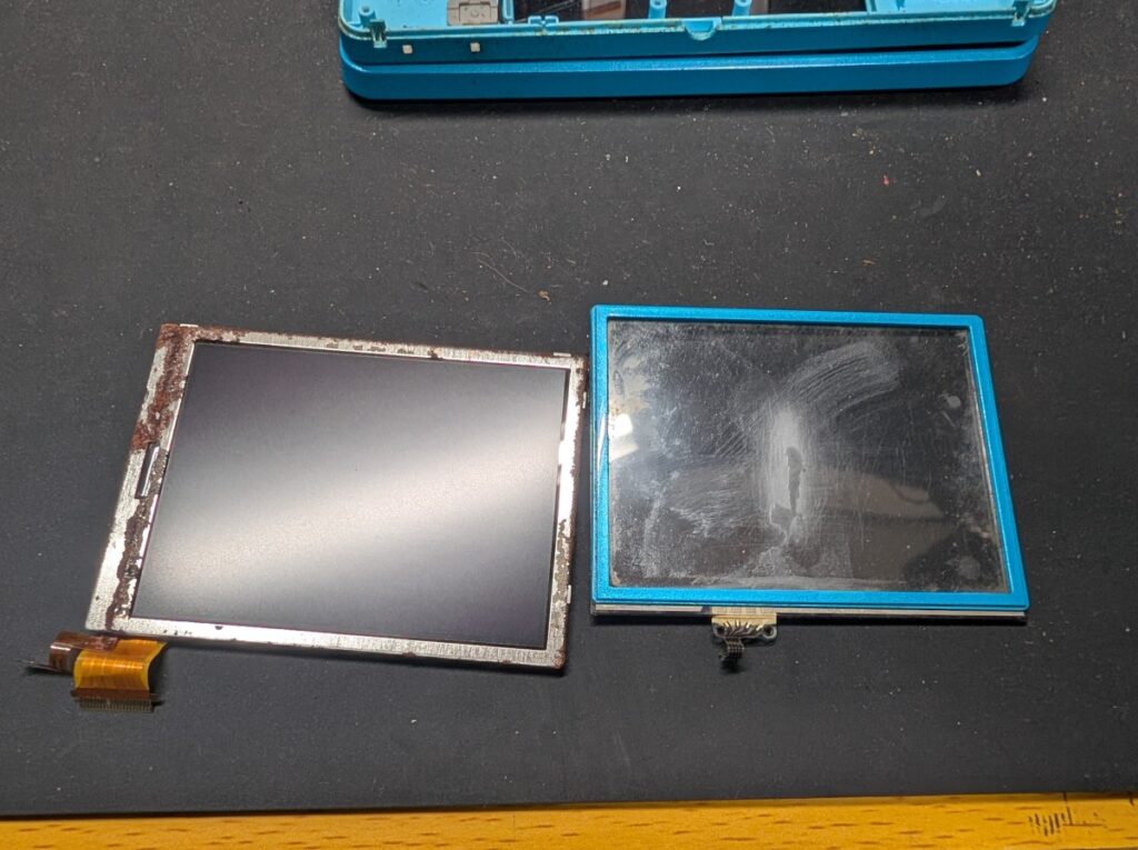 3DSのタッチパネル交換時の写真