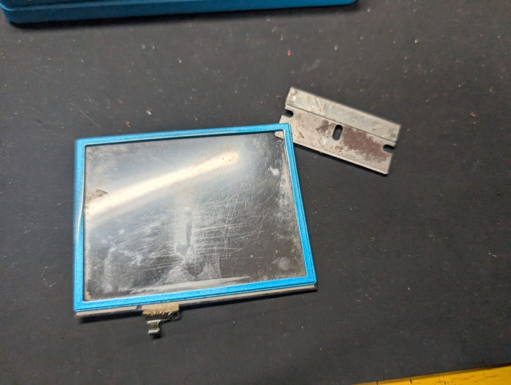 3DSのタッチパネル交換時の写真