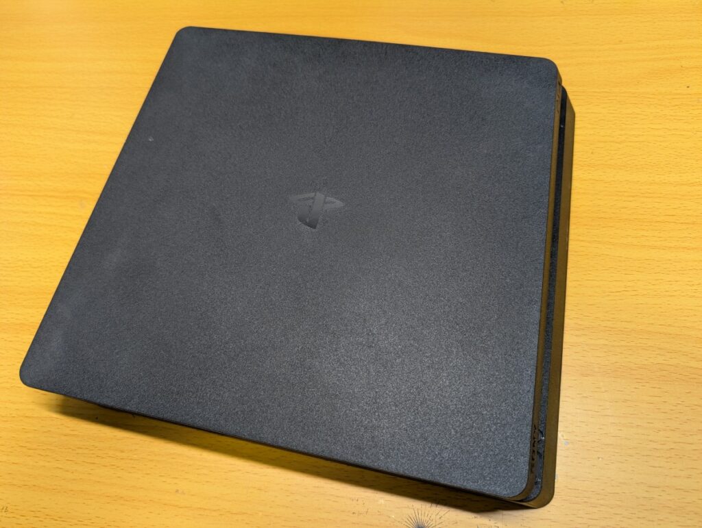 BLODにより起動できないCUH-2000Aの修理後の動作点検時の写真