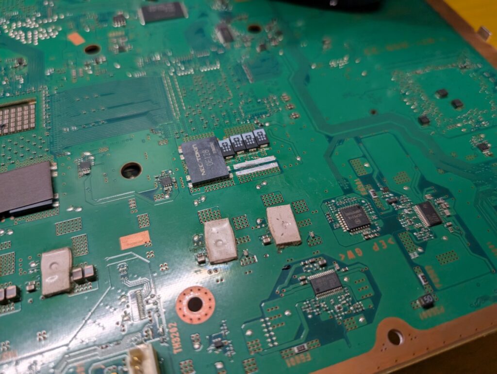 CECHB00のYLOD修理時の様子