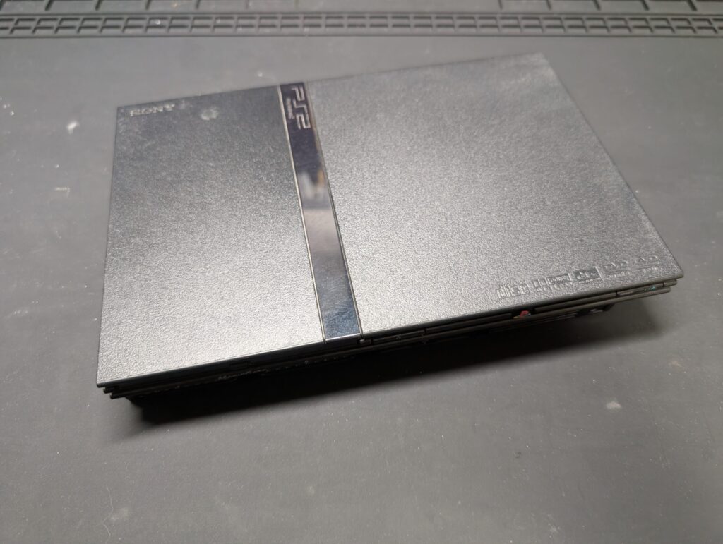 SCPH-75000本体の写真