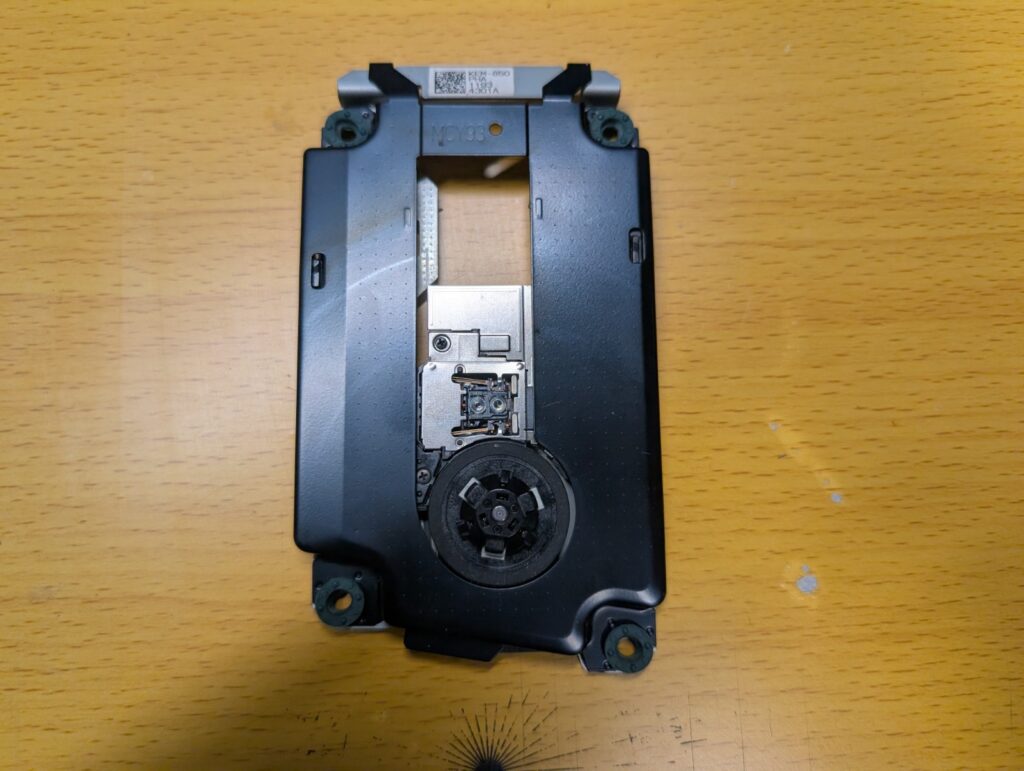 CECH-4000のピックアップレンズ交換時の写真