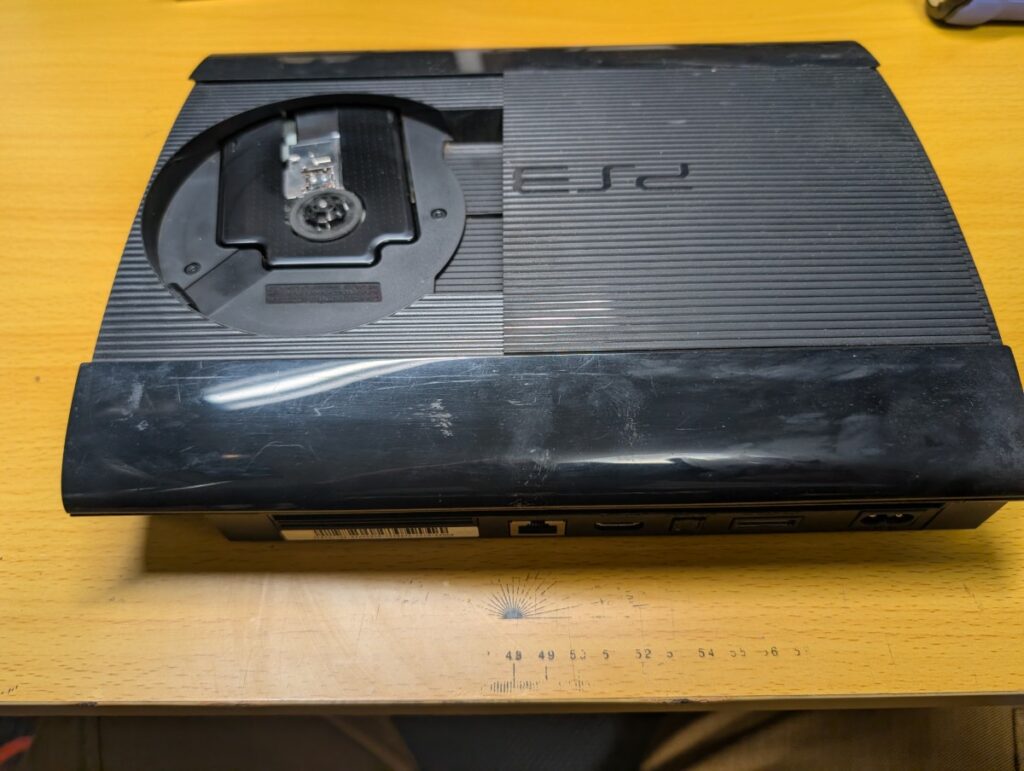 CECH-4000本体の写真