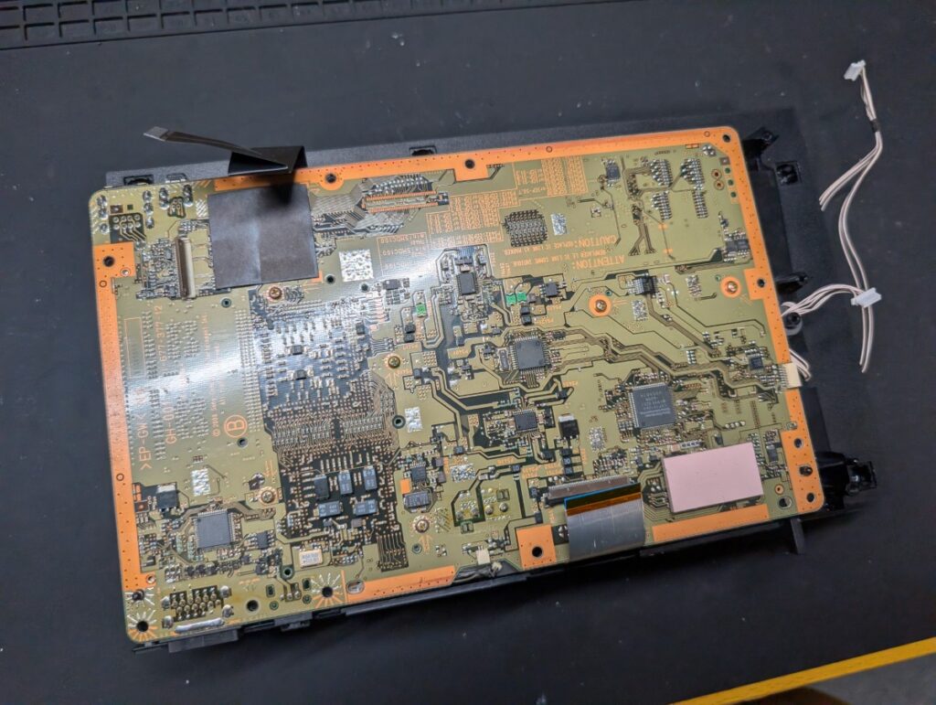 SCPH-10000の清掃時の様子