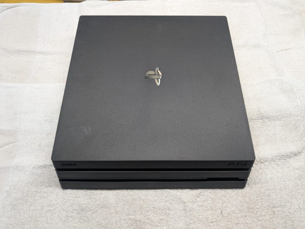 PS4 Proのゲームディスクを認識しない故障の修理写真