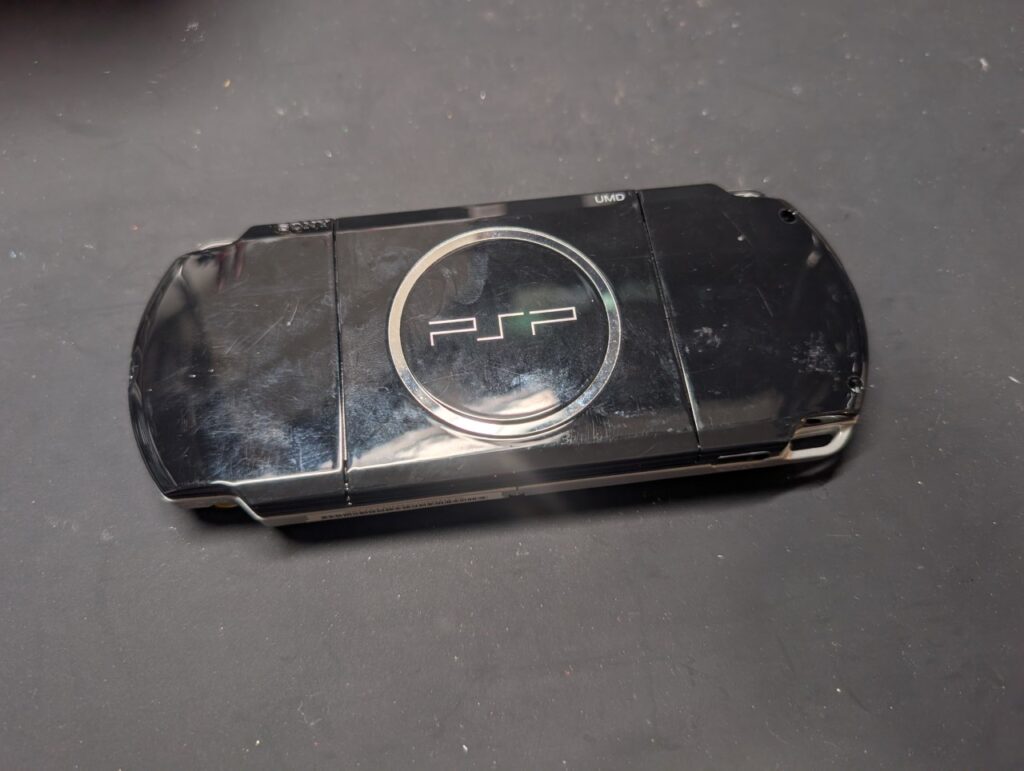 起動できないPSP3000の写真