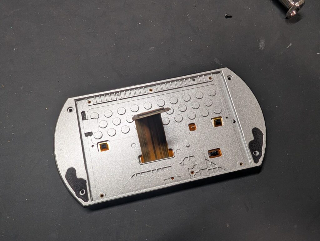 PSPgo の液晶カバーの写真