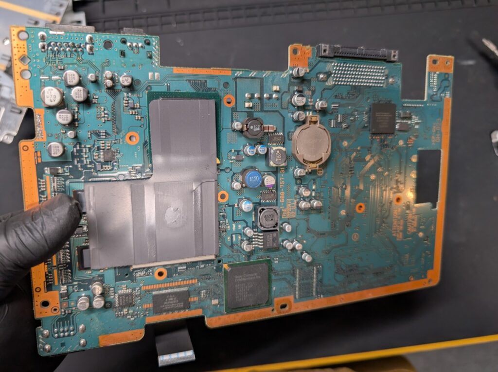 SCPH-50000の基板修理時の写真