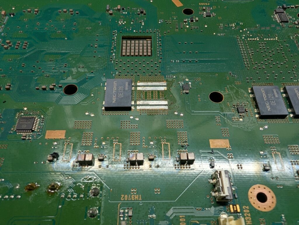 CECHA00のプロードライザ交換時の写真