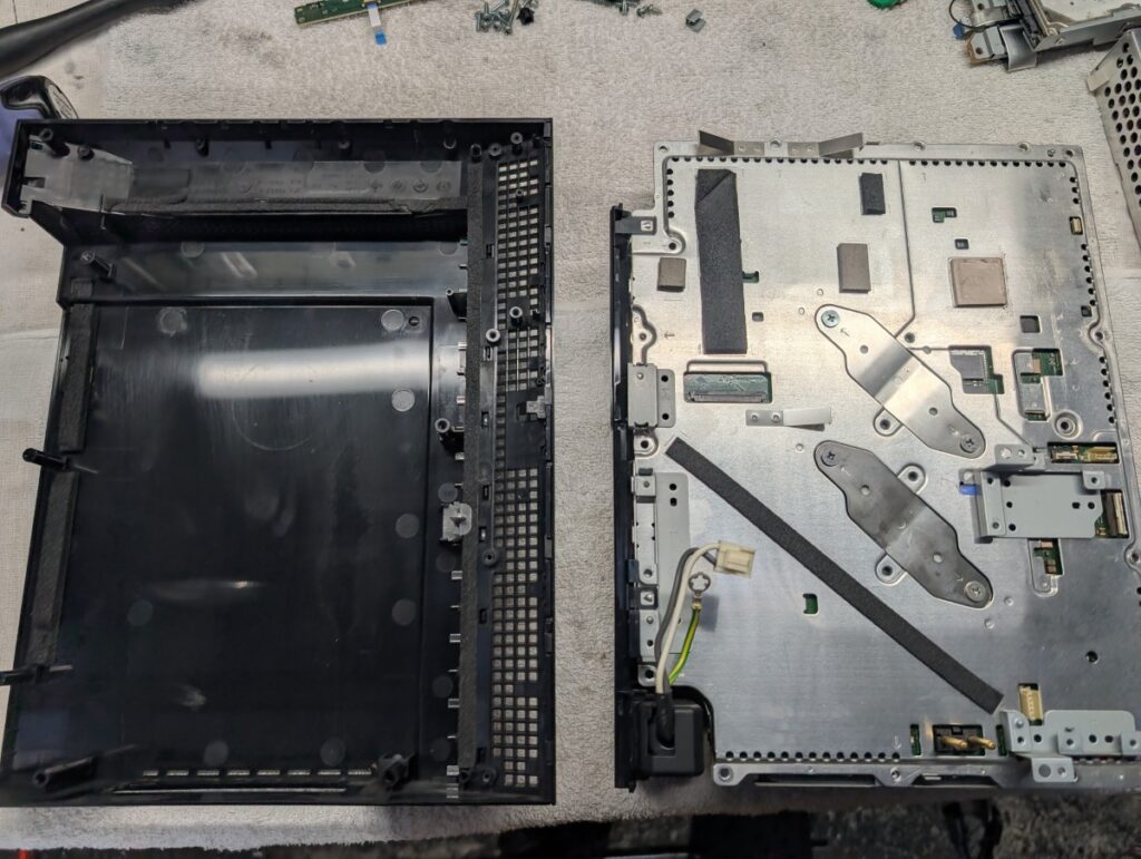 CECHA00の組み立て時の様子