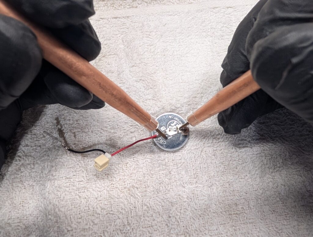 CECHA00電池交換時の様子