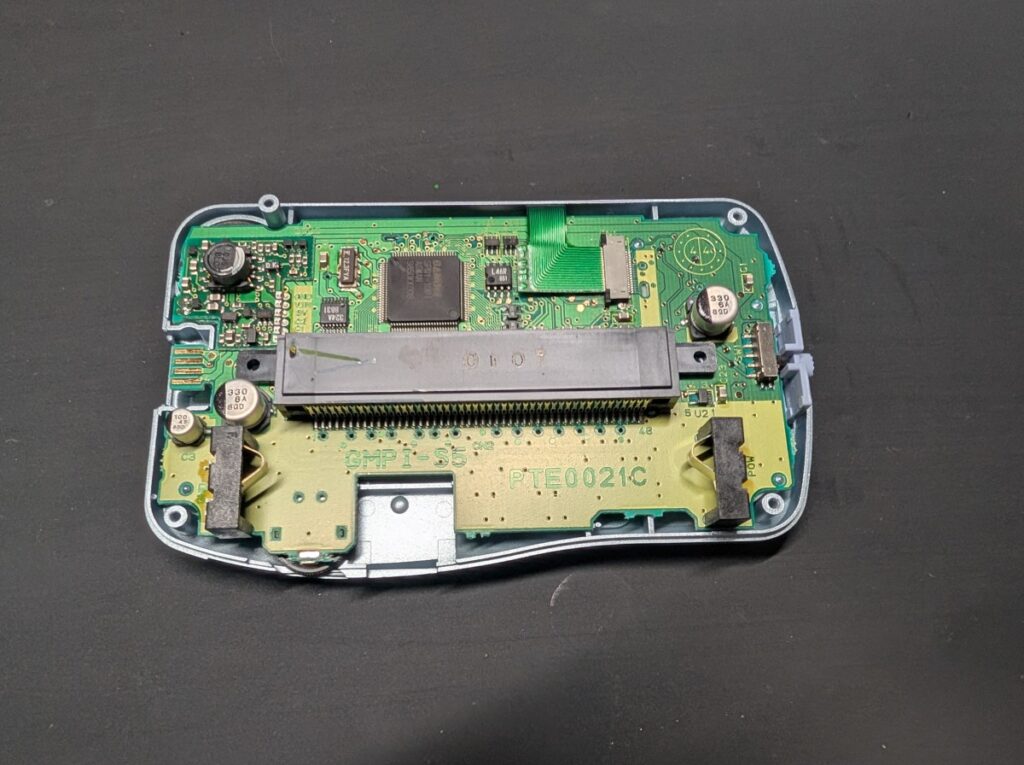 ワンダースワンの内部