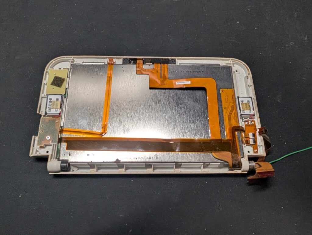 3DSLLの上画面交換時の写真