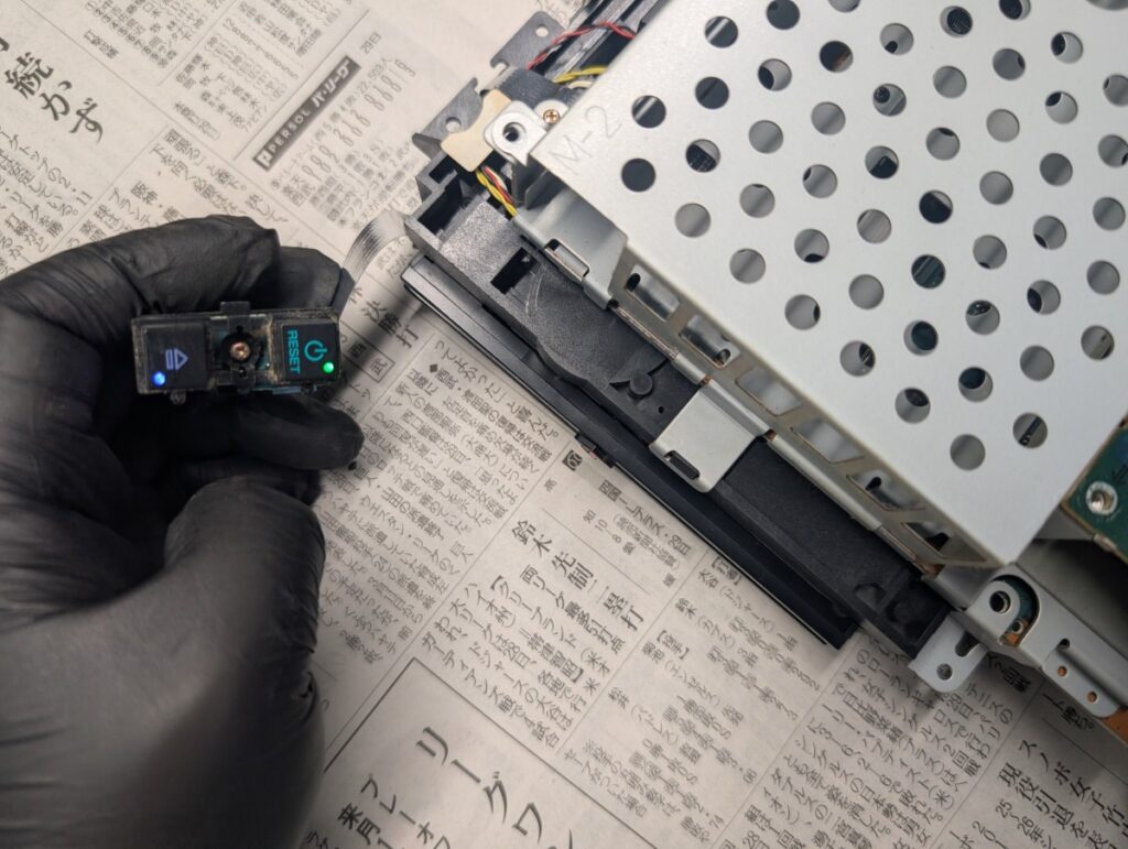 映像が乱れるSCPH-30000の修理時の写真