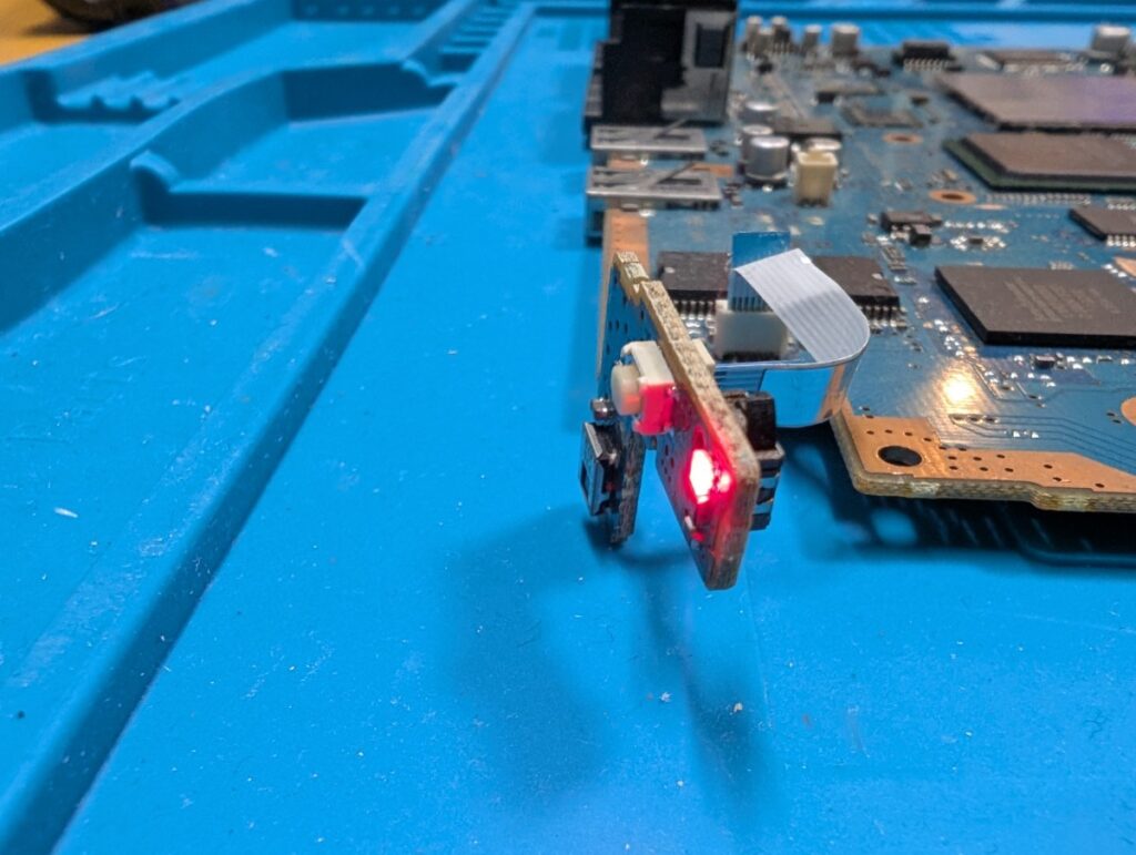 SCPH-70000のメイン基板の写真