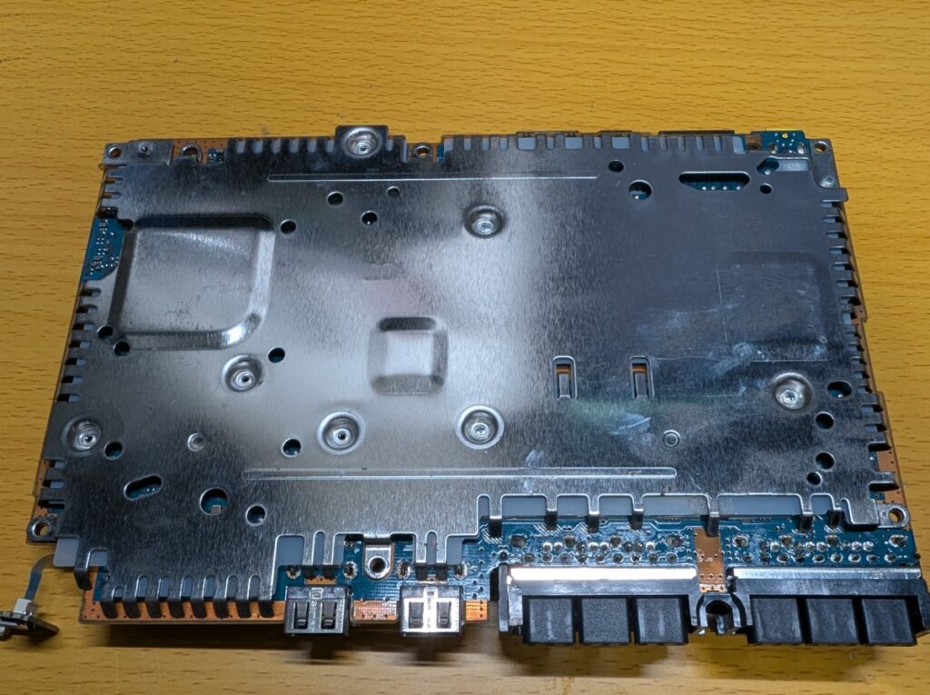 SCPH-70000の内部の写真