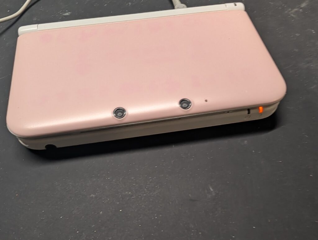 3DSLLの充電時の写真