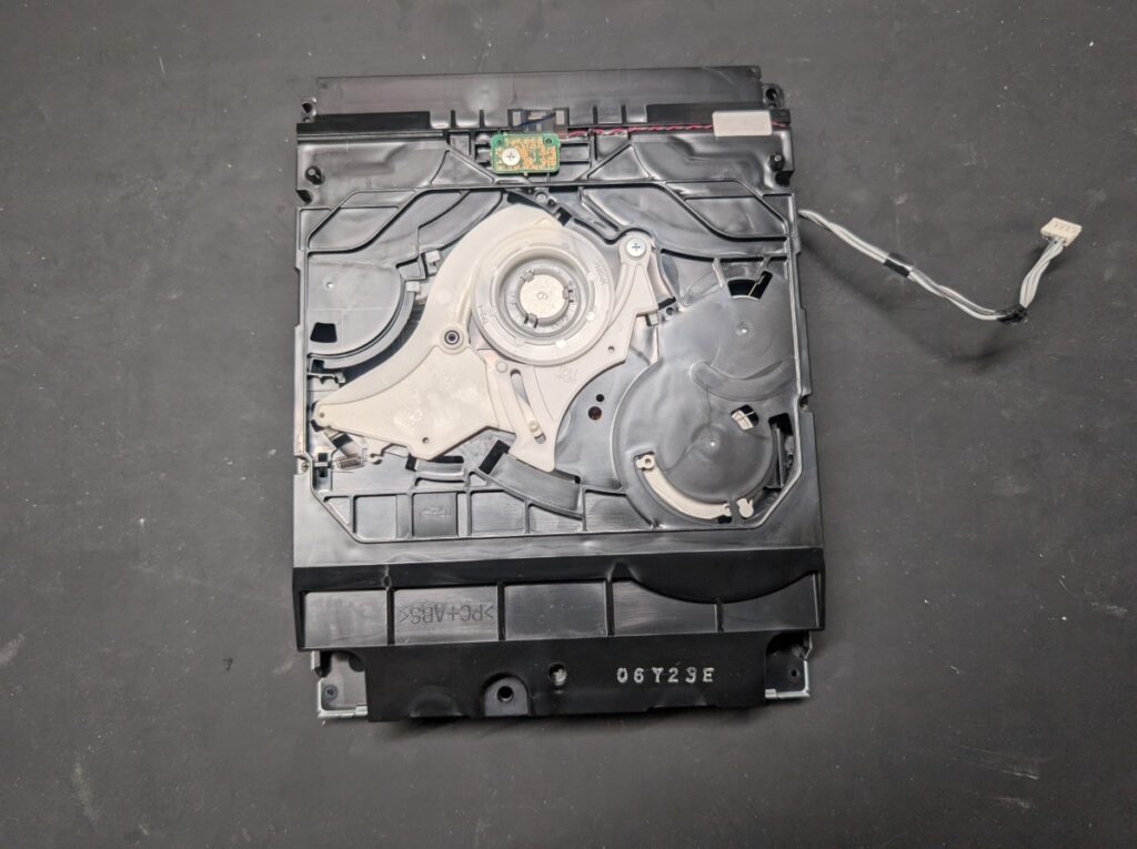 CECHA00のピックアップレンズ交換時の写真