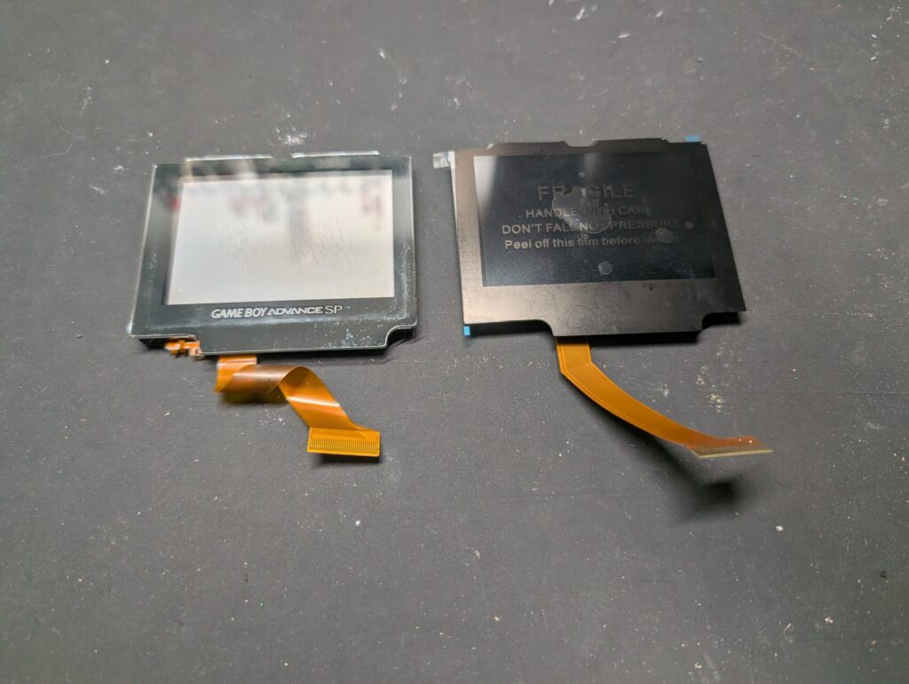 GBASPのIPS液晶の写真