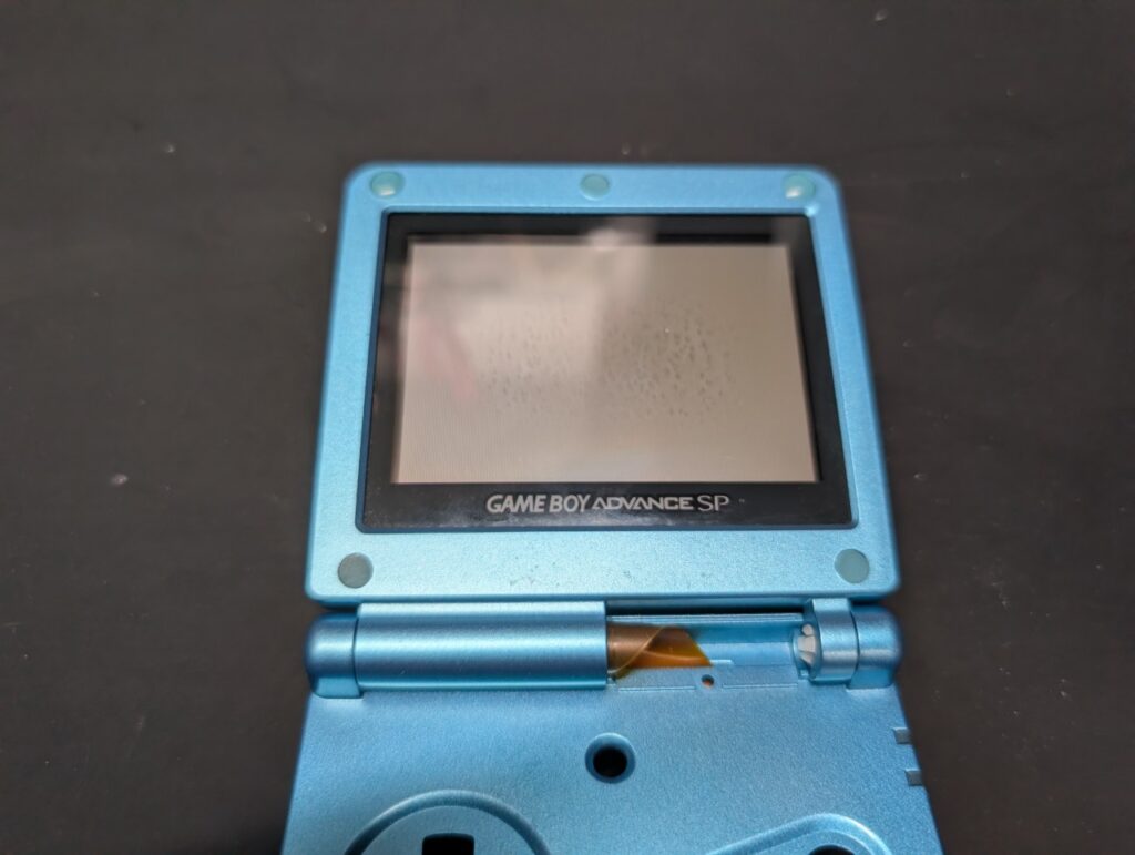 GBASPの液晶交換時の写真
