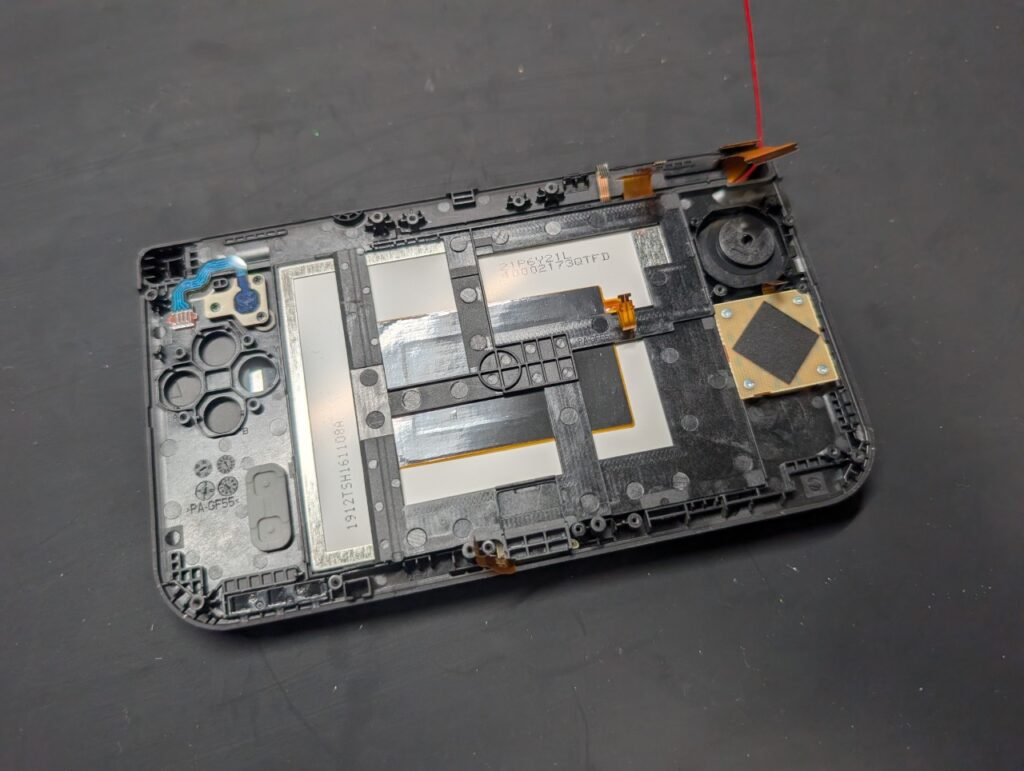 NEW3DSLLの↓画面交換時の写真