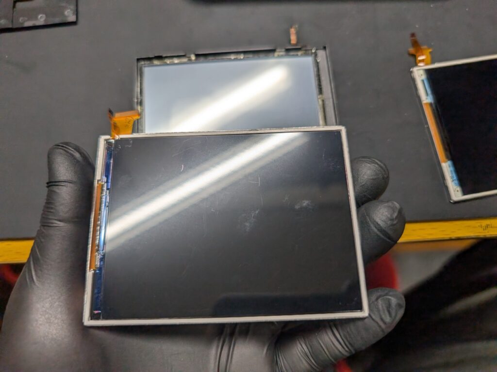 NEW3DSLLの↓画面交換時の写真