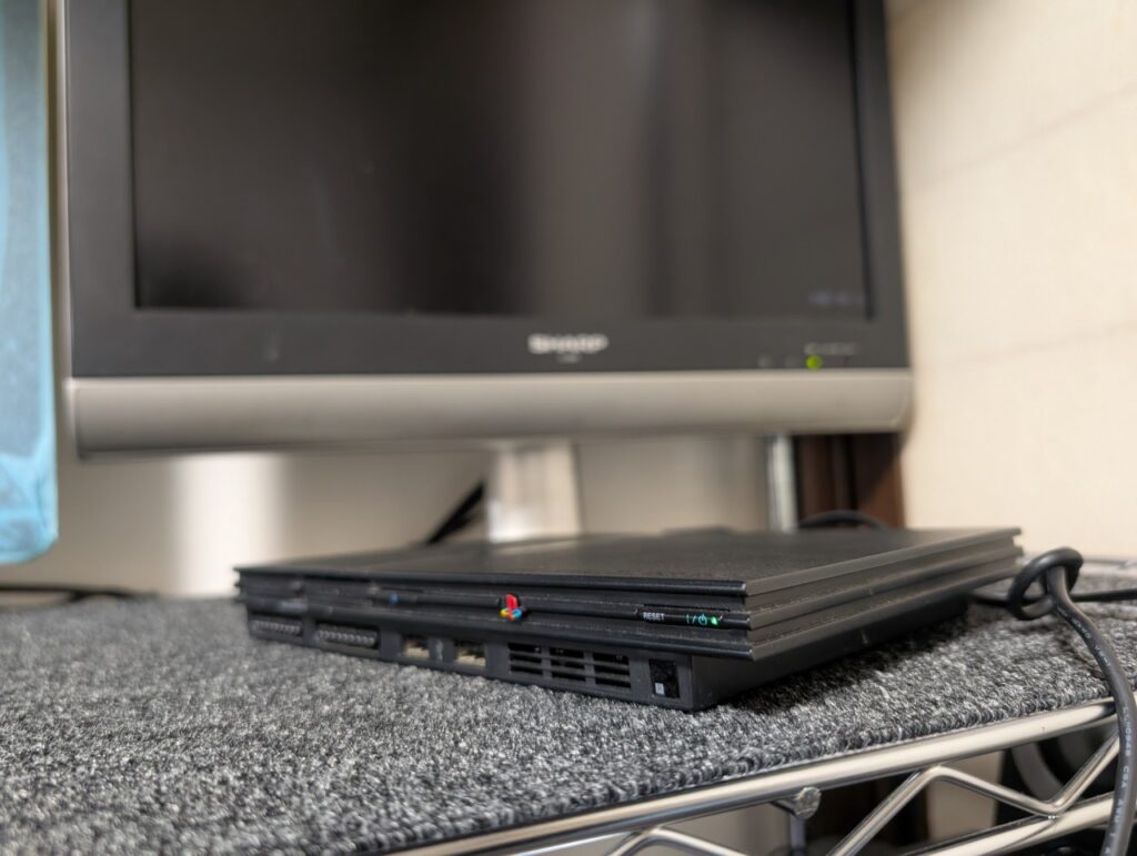 映像が出力されないSCPH-75000の写真