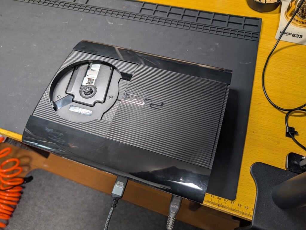 CECH-4200本体の写真