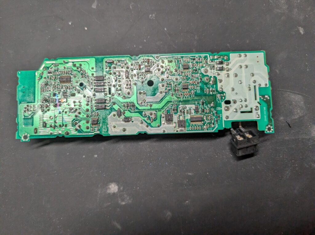 CUH-1200の電源ボックス修理時の写真