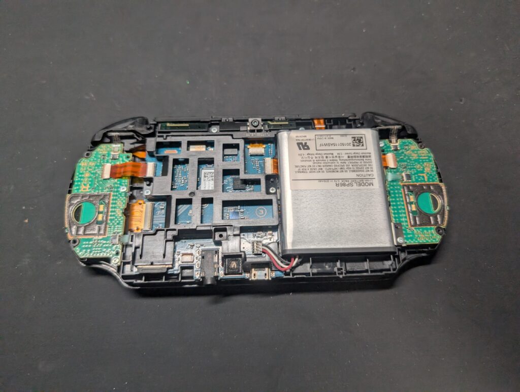 PSvitaPCH-2000の内部の写真