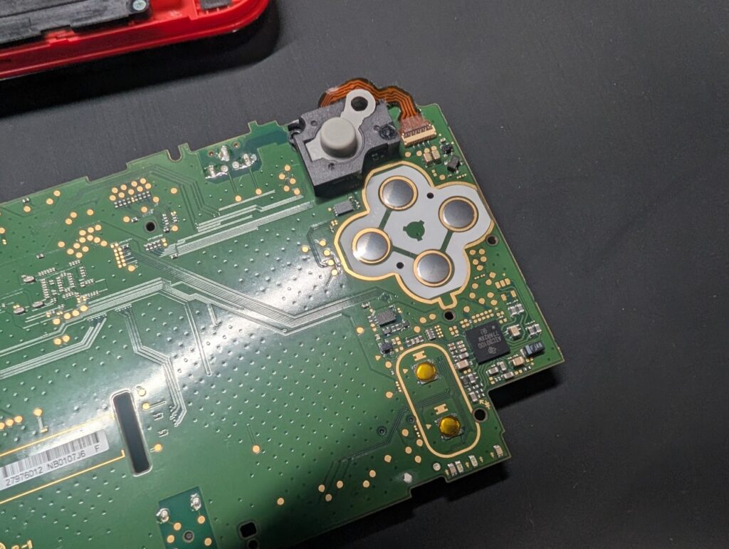 2DSLLのボタン修理後の写真