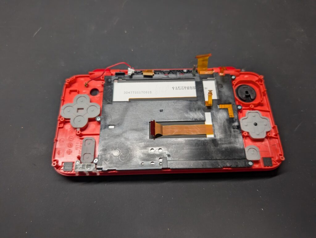 2DSLLの基板取り外し後の写真