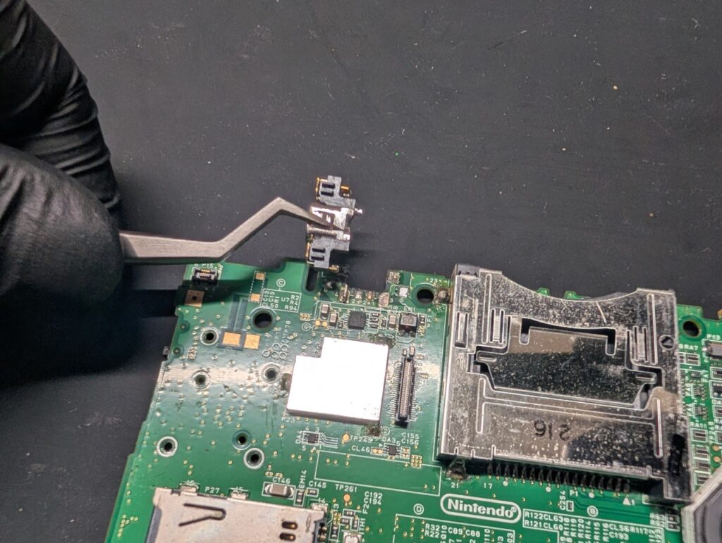 3DSLLの充電ジャック交換時の写真