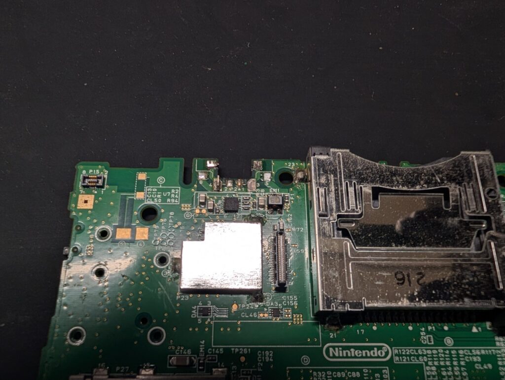 3DSLLの充電ジャック交換時の写真