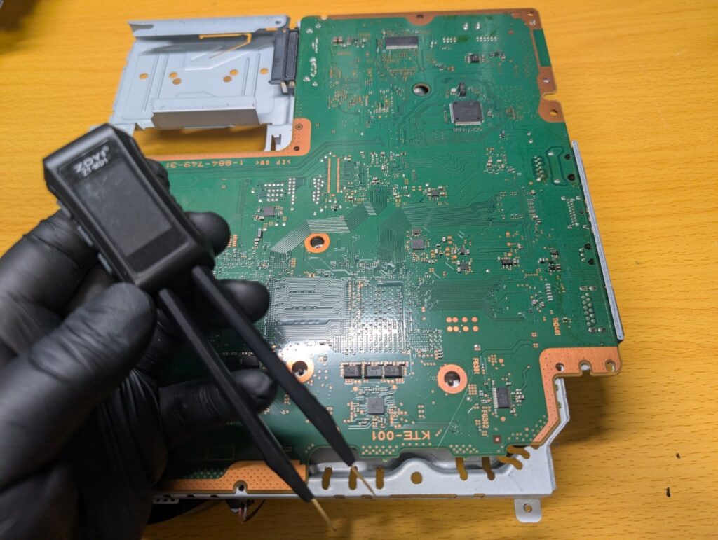 CECH-3000のメイン基板点検時の写真