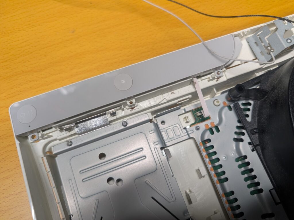 CECH-3000の内部の写真