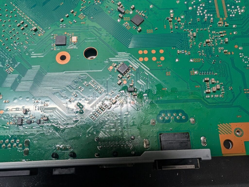 CECH-4000BのHDMI交換後の再修理時の写真