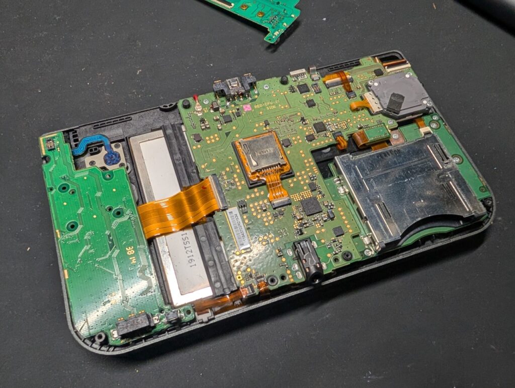 NEW3DSLLの点検時の写真