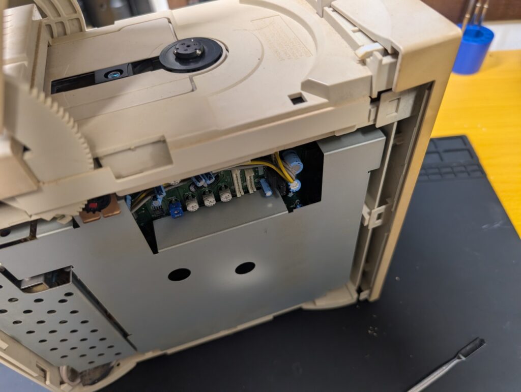 PC-FX本体を分解時の写真