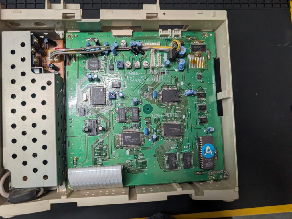 PC-FX本体を分解時の写真