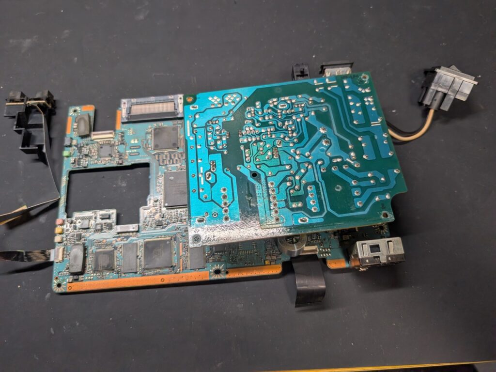 SCPH-30000の動作点検時の写真